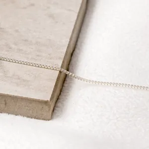 ADJUSTABLE THREADER BOX CHAIN NECKLACE
