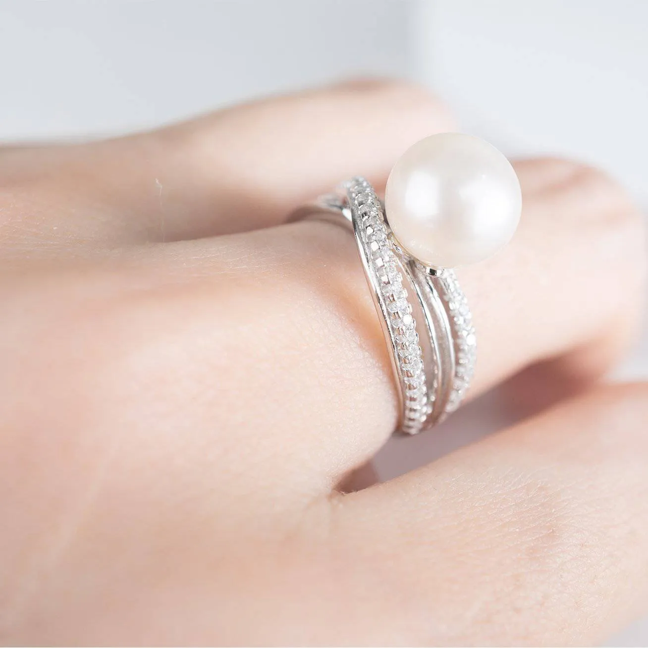 Elegant Freshwater Pearl Ring WR00070