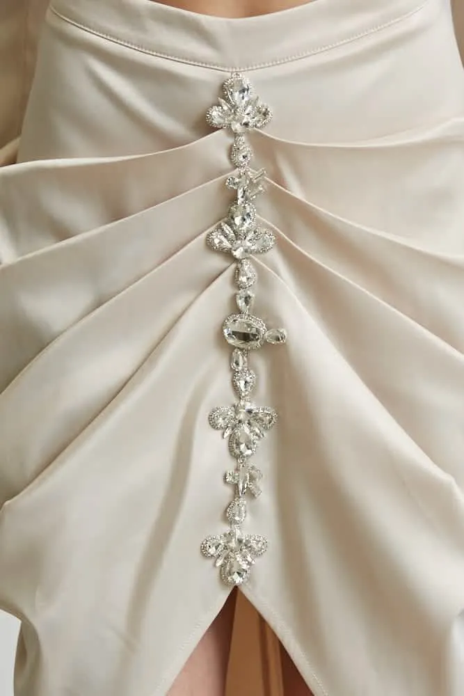 Elegant Satin Victoria Set