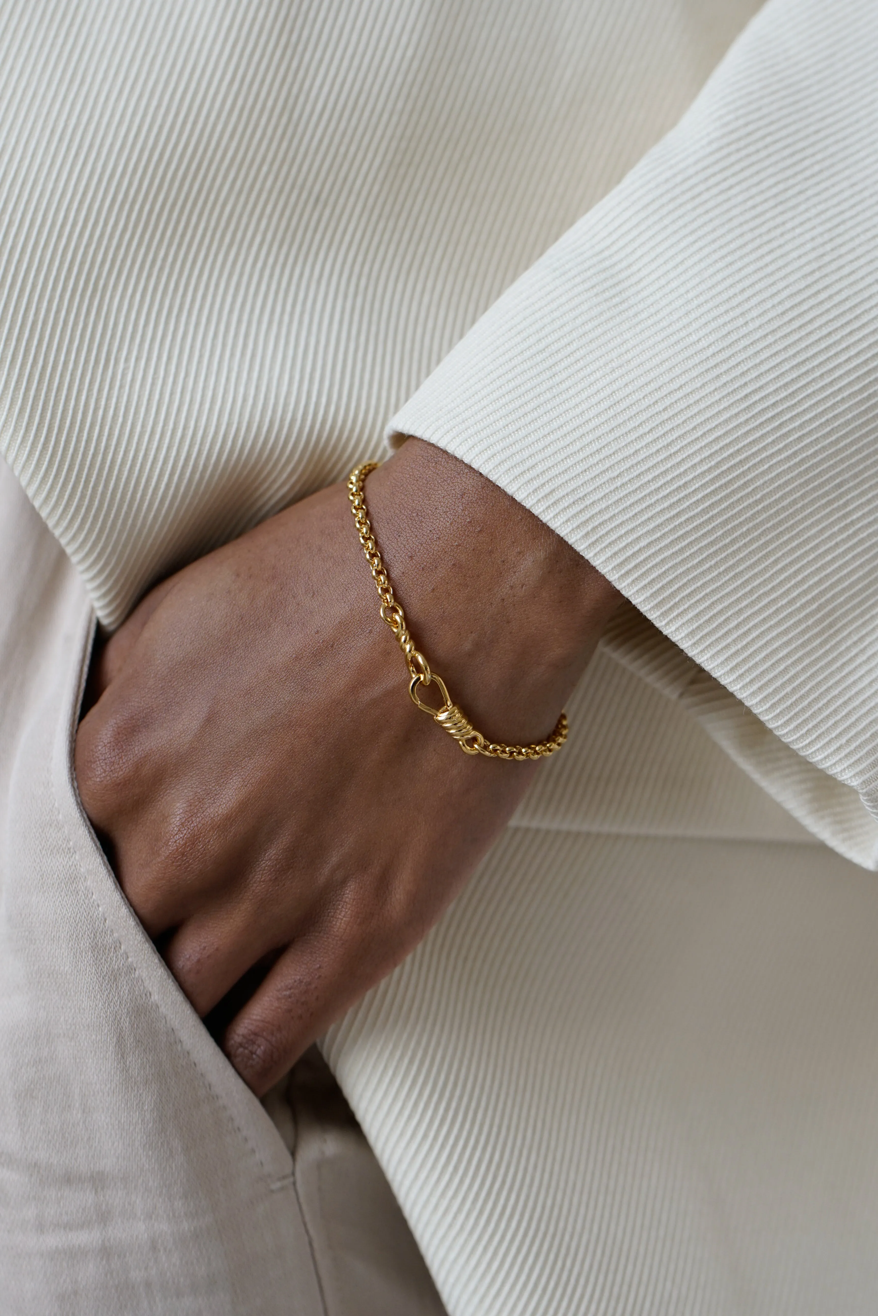 Locked Necklace & Bracelet Set