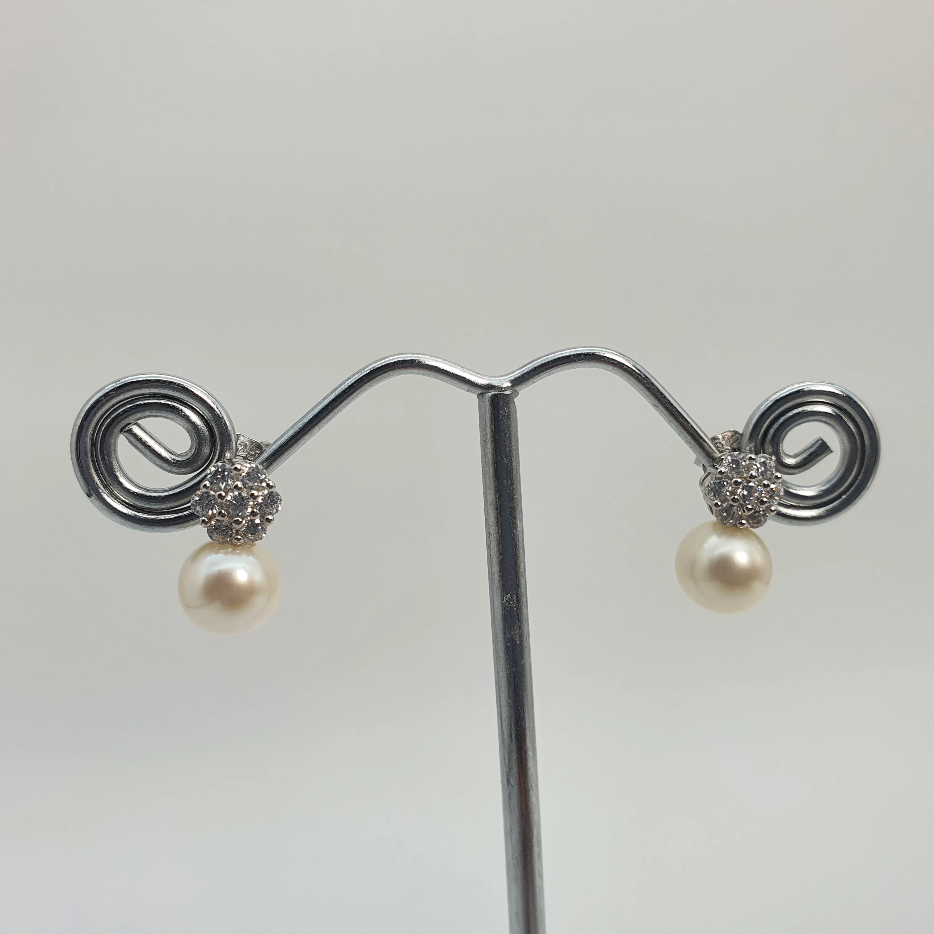 Round Freshwater Pearl Floral Earring, Sterling Silver
