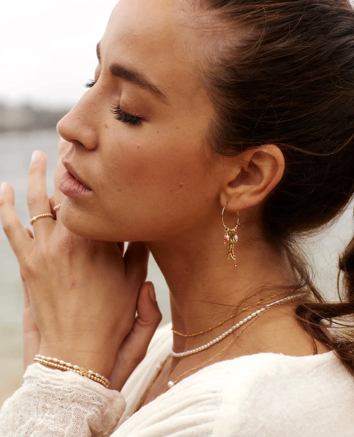 Samoa Choker Necklace ~ Pearl