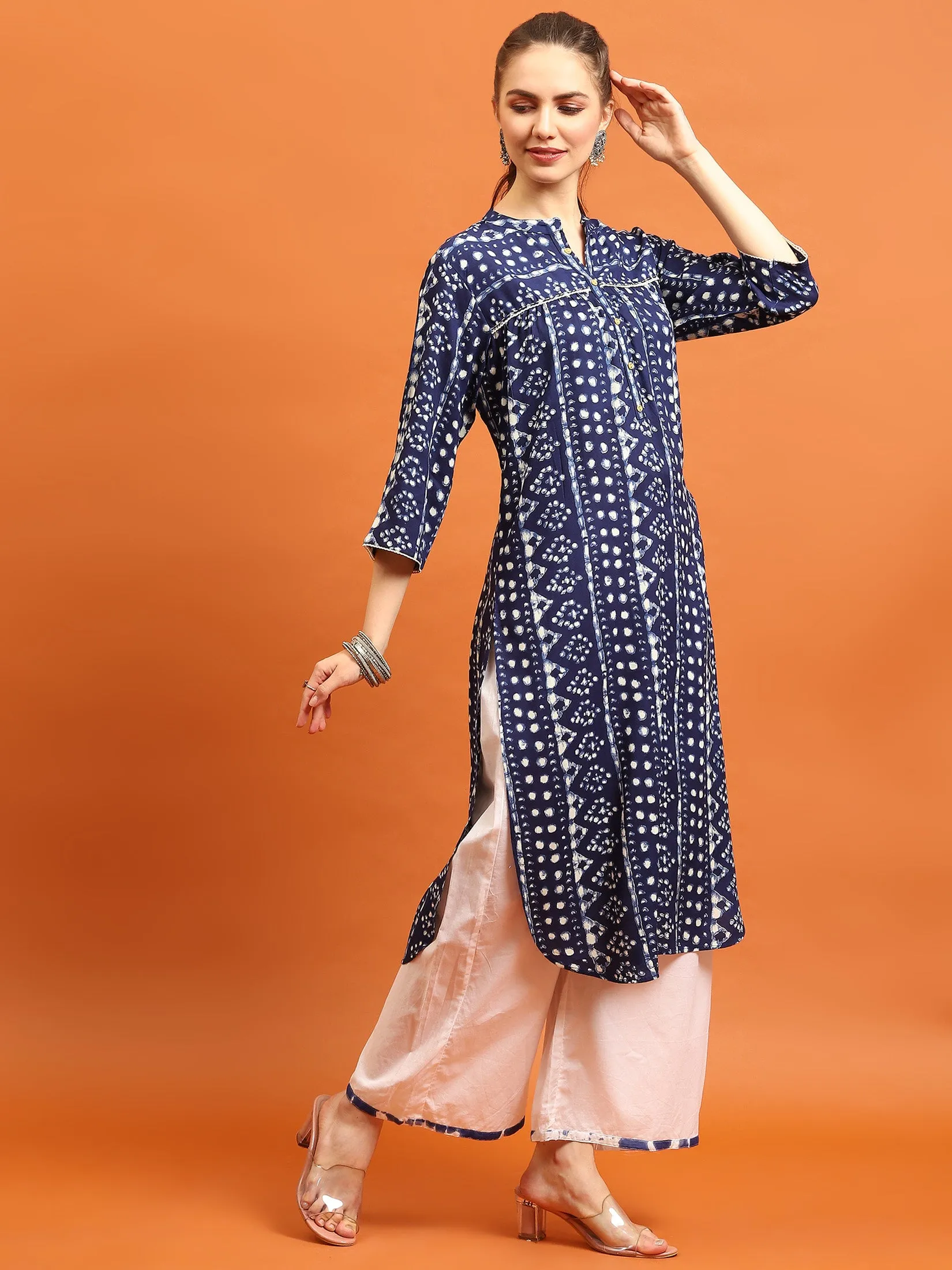 Women Navy Blue Geometric Printed Kurta