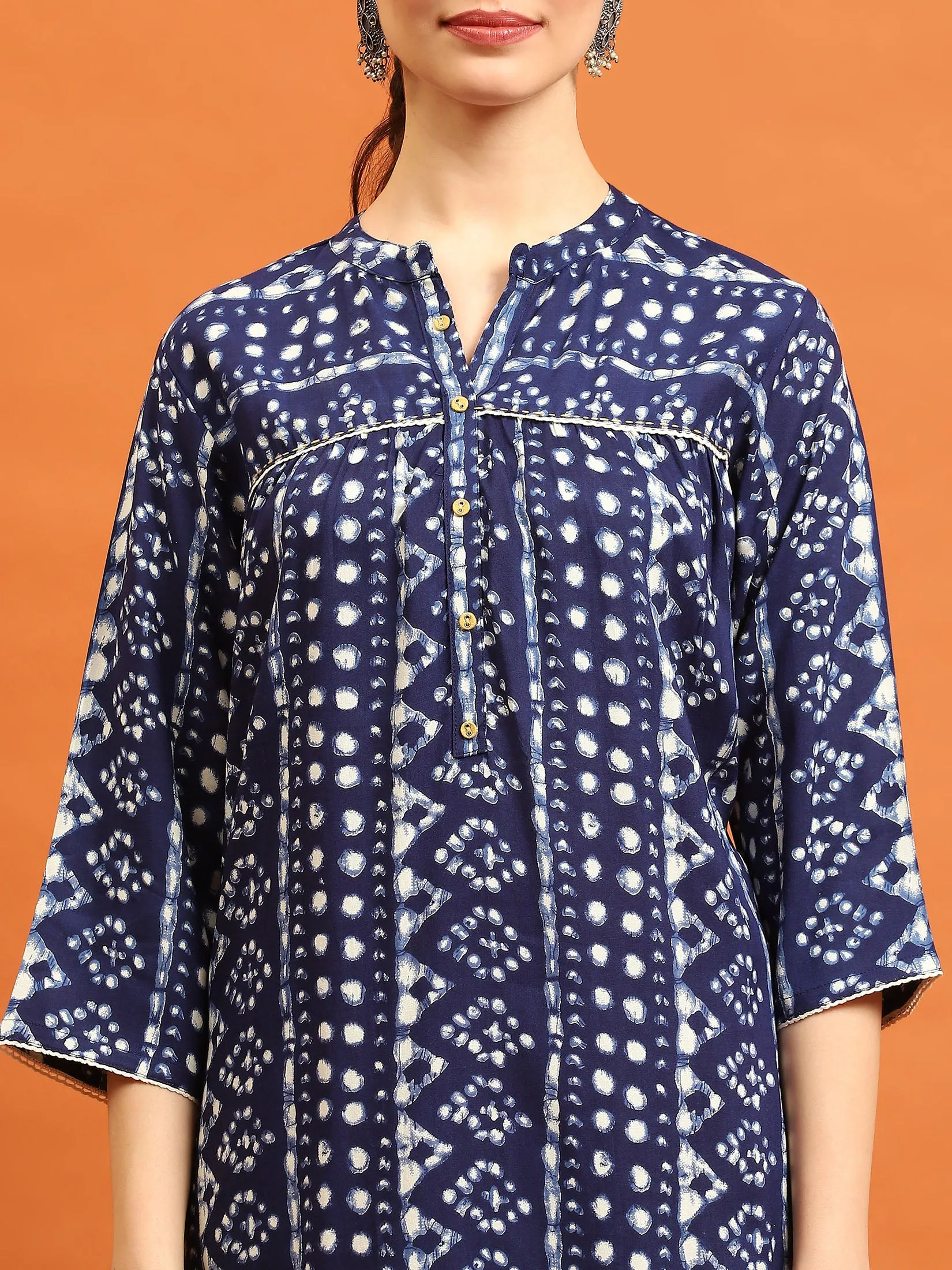 Women Navy Blue Geometric Printed Kurta