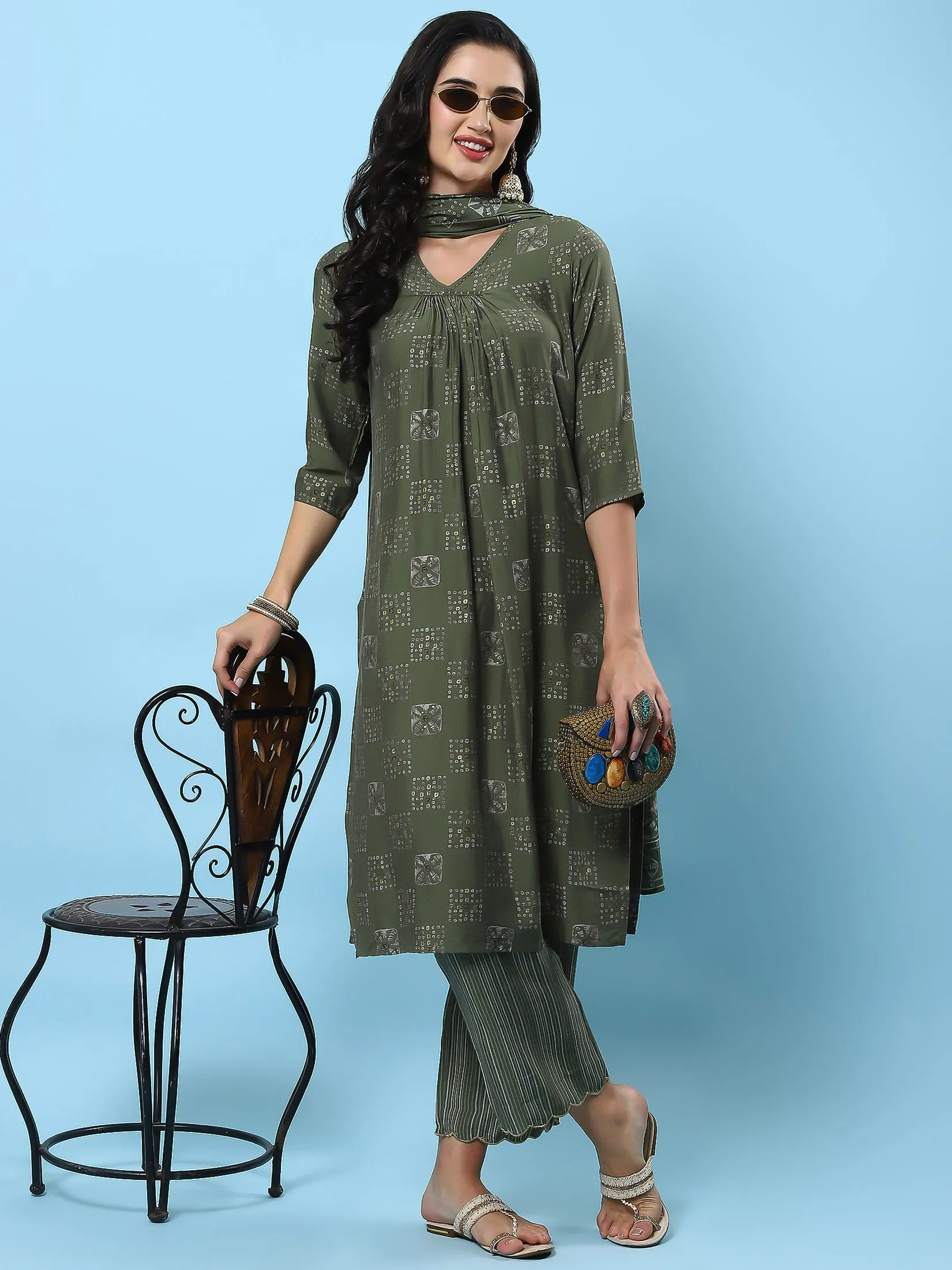 Women Olive Geometric Printed Kurta Comfort Pant Dupatta