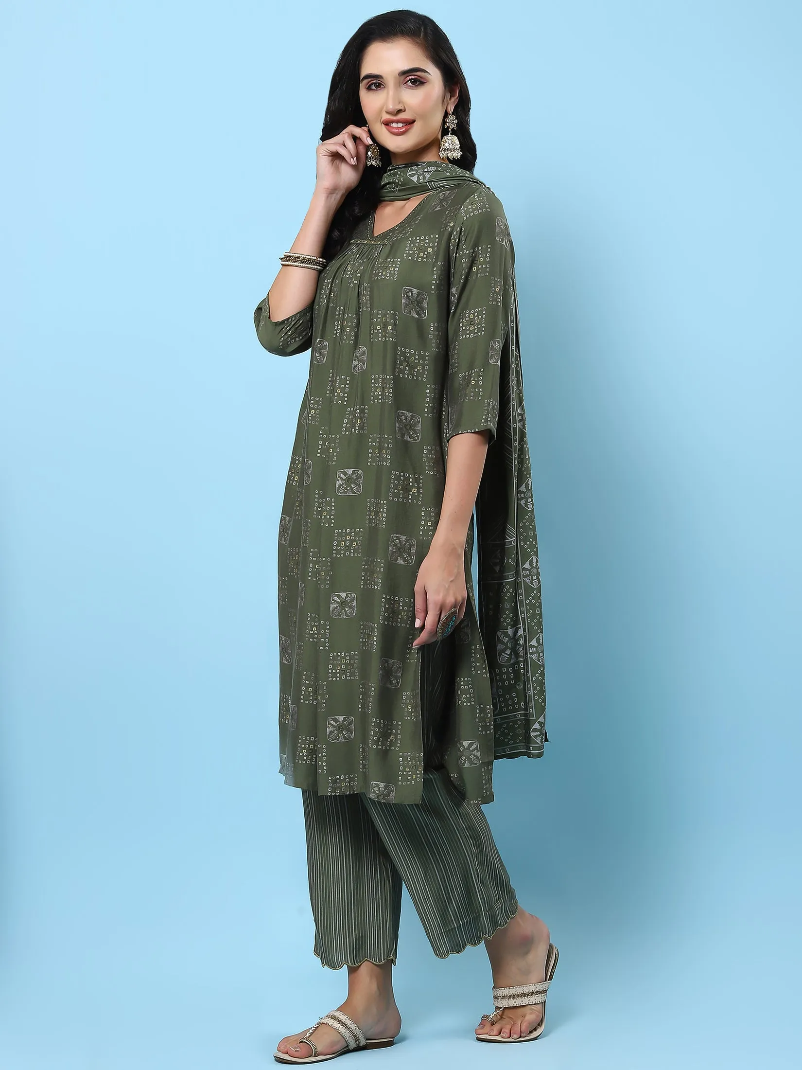Women Olive Geometric Printed Kurta Comfort Pant Dupatta