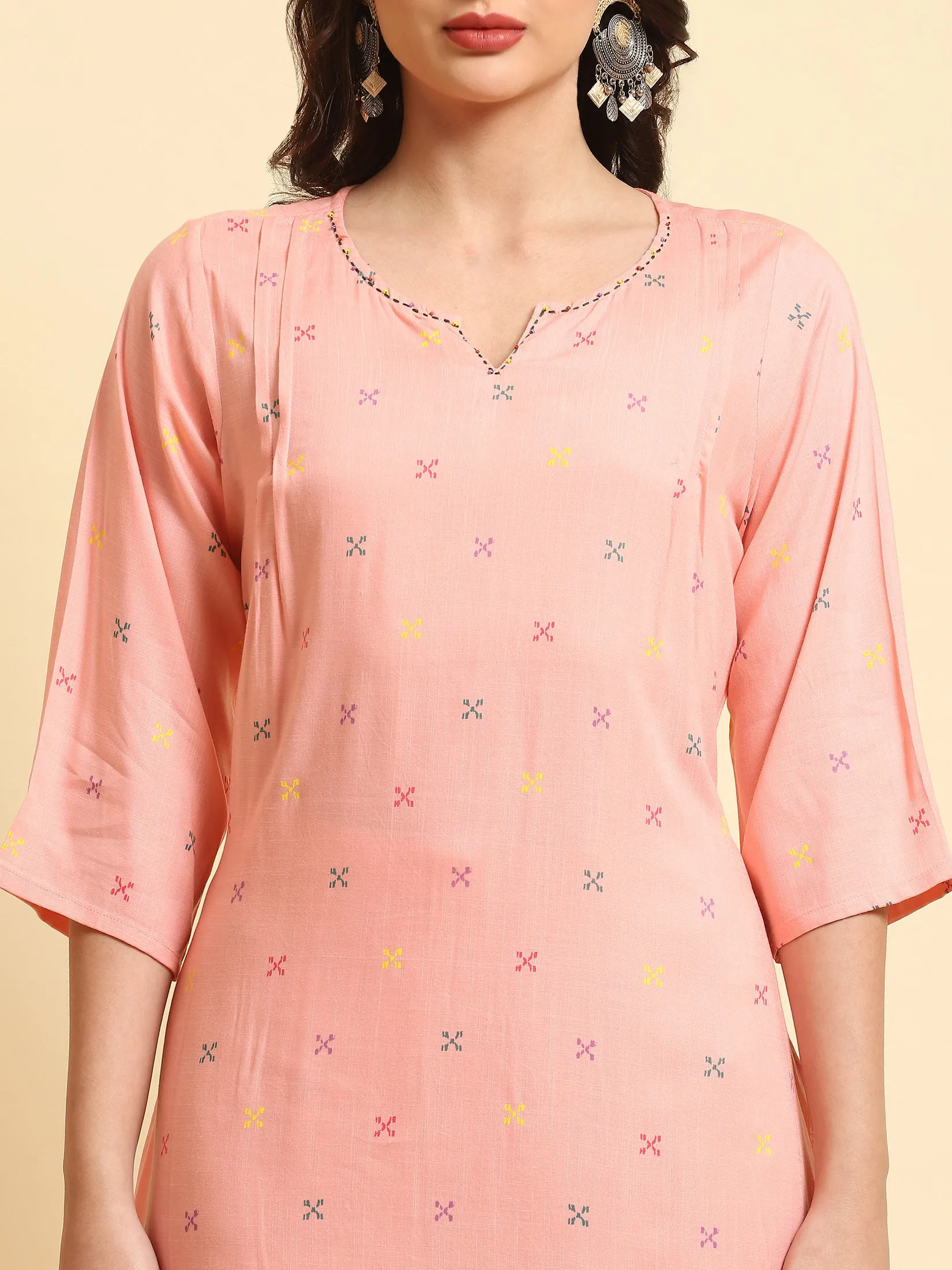 Women Pink Geometric Printed Kurta With Comfort Pant
