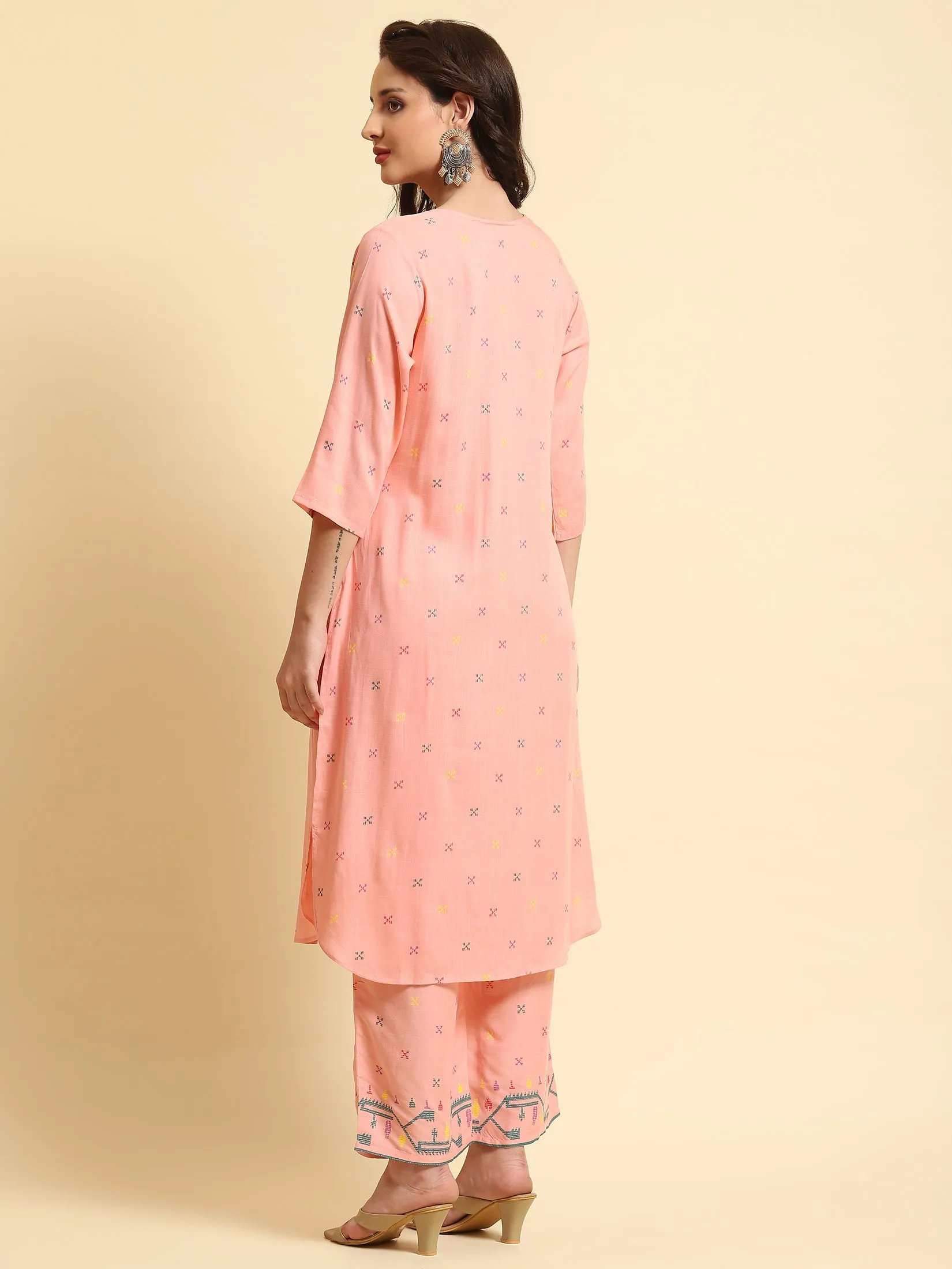Women Pink Geometric Printed Kurta With Comfort Pant