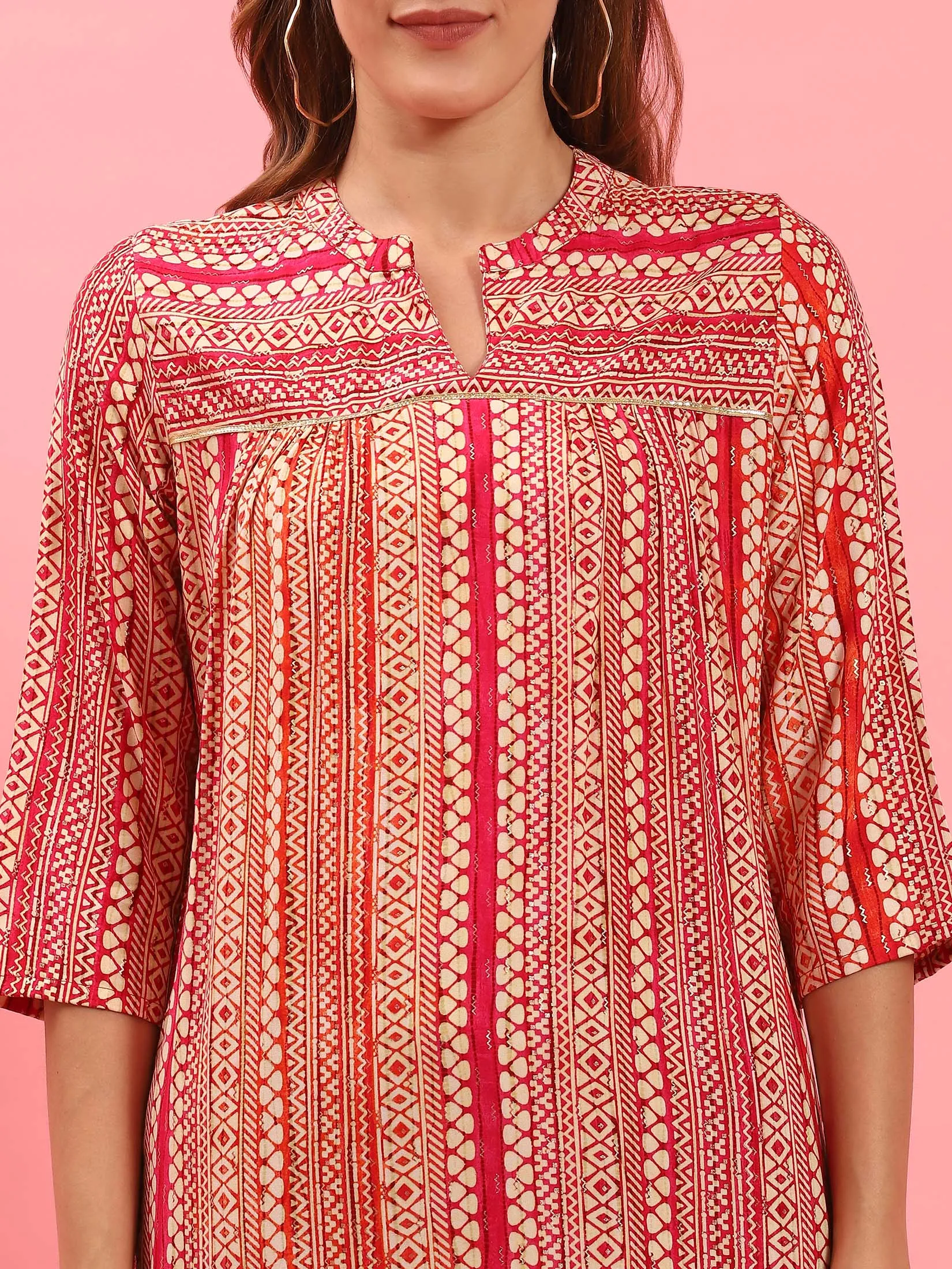 Women Pink Geometric Printed Kurta